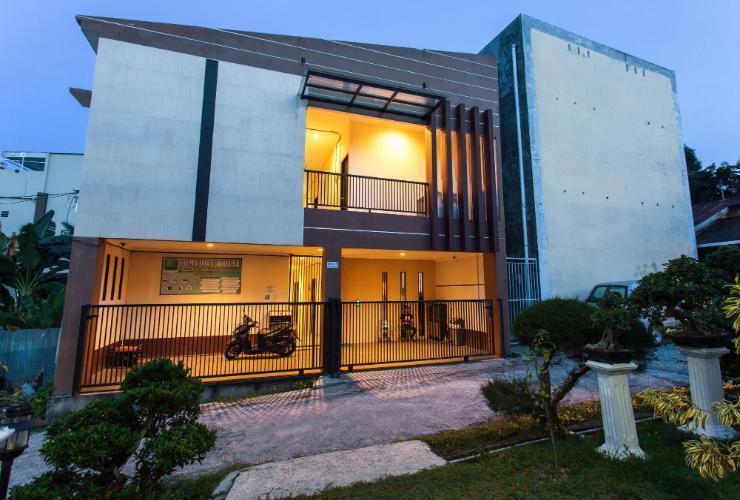 Comfort House Hotel Balikpapan  Buitenkant foto